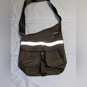 YakPak Crossbody Messenger bag